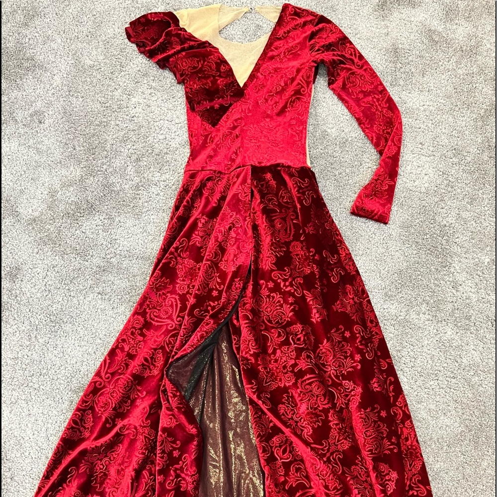 Elegant Red Velvet Kids Dance Costume